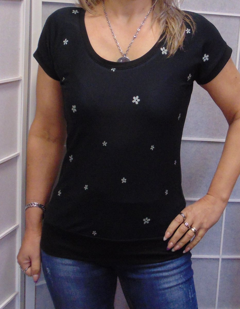 Tričko - malé kytičky (viskóza)