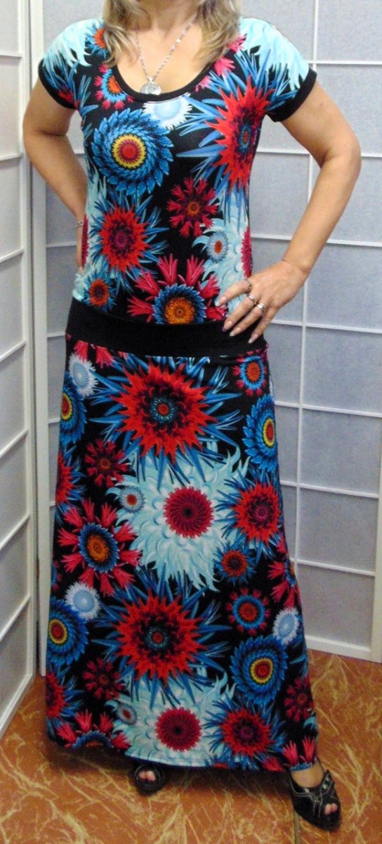 Dlouhé šaty - astry (viskóza)