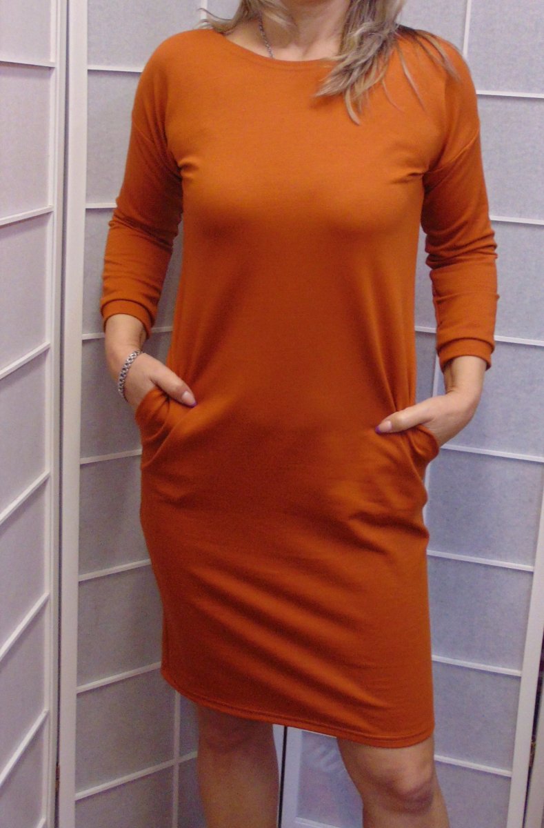 Šaty s kapsami - barva rezavá (teplákovina)