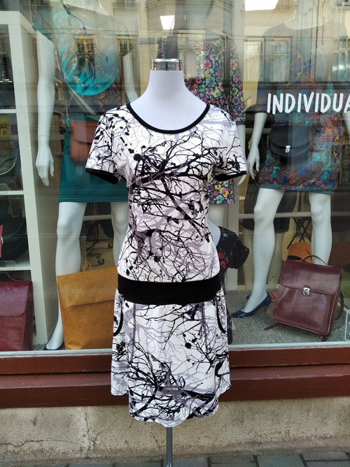 Šaty stromy, velikost XL