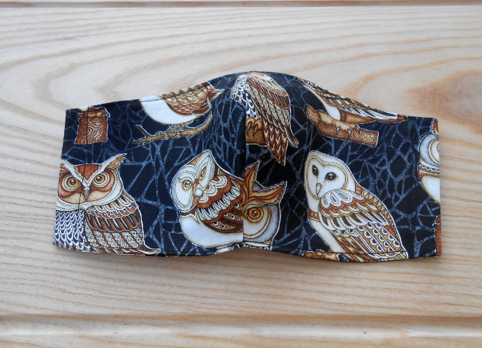 Rouška černá se sovičkami (66/20)