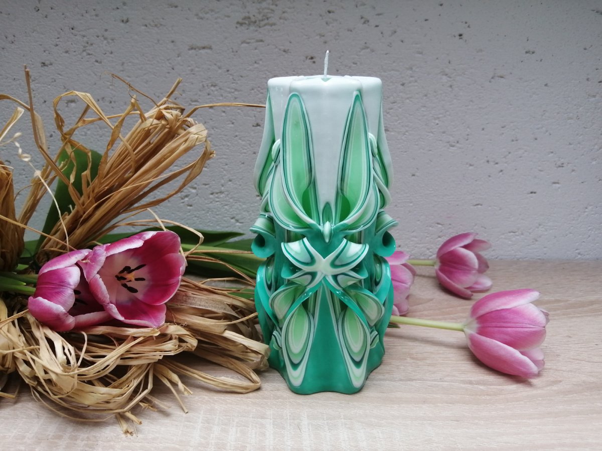 Řezaná svíčka tulipánová