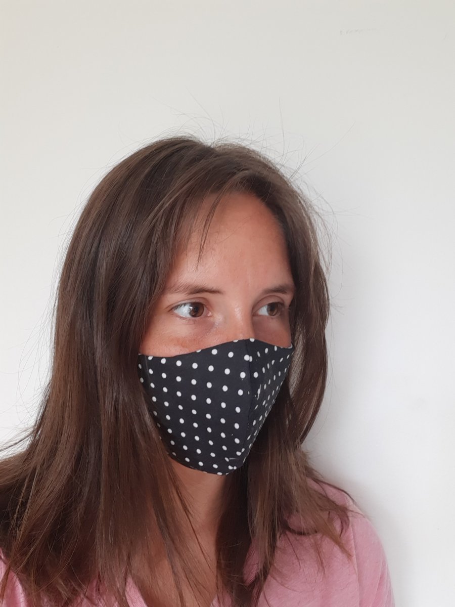 Bavlněná rouška ČERNÝ PUNTÍK