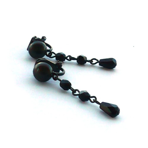Černé korálkové klipsy s kapkou