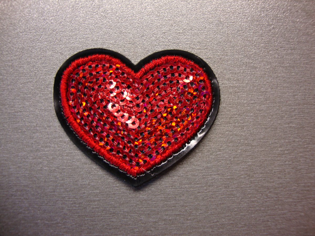 Flitrové srdce, nažehlovačka-nášivka