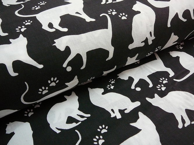 Bavlněná látka - metráž - bílá kočka tlapky na černé - š. 160 cm