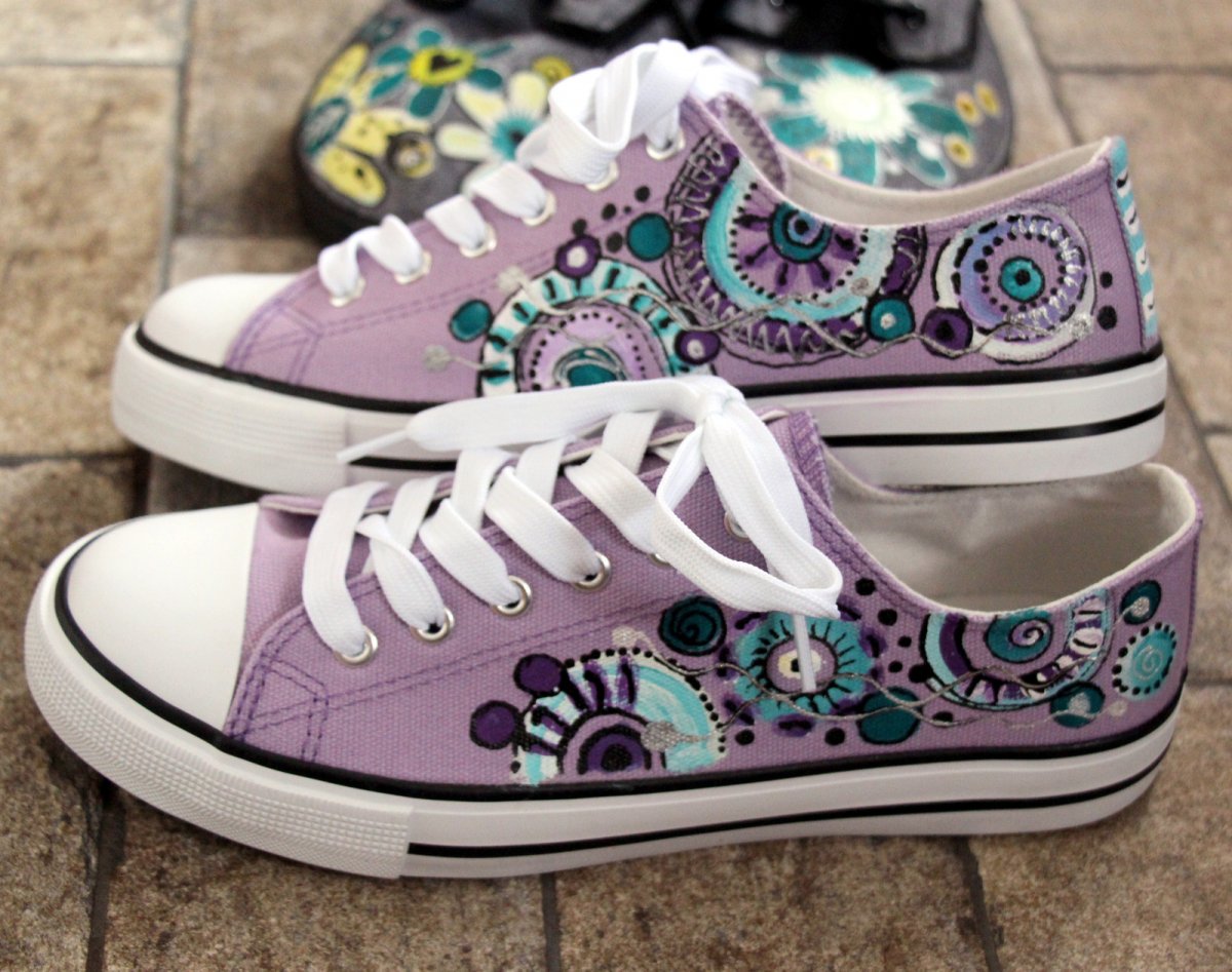 Malované botky s květy vel. 40 SKLADEM