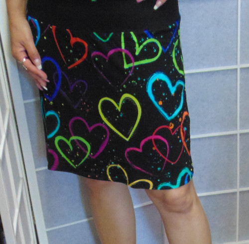 Sukně - barevná srdce (viskóza)