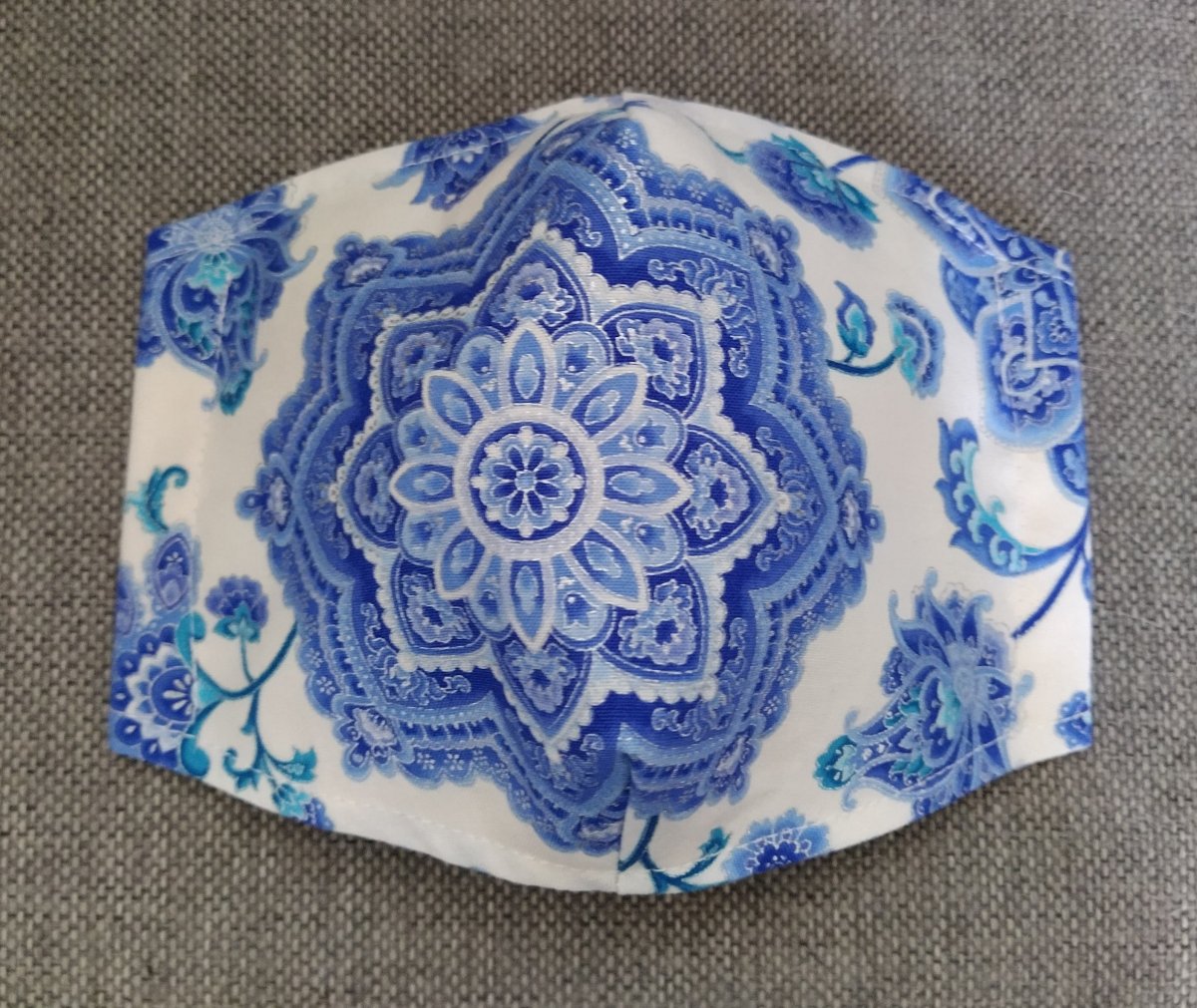 Rouška Designová Modrá krajka