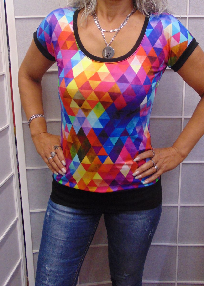 Tričko trojúhelníky s černou XS - XXXL