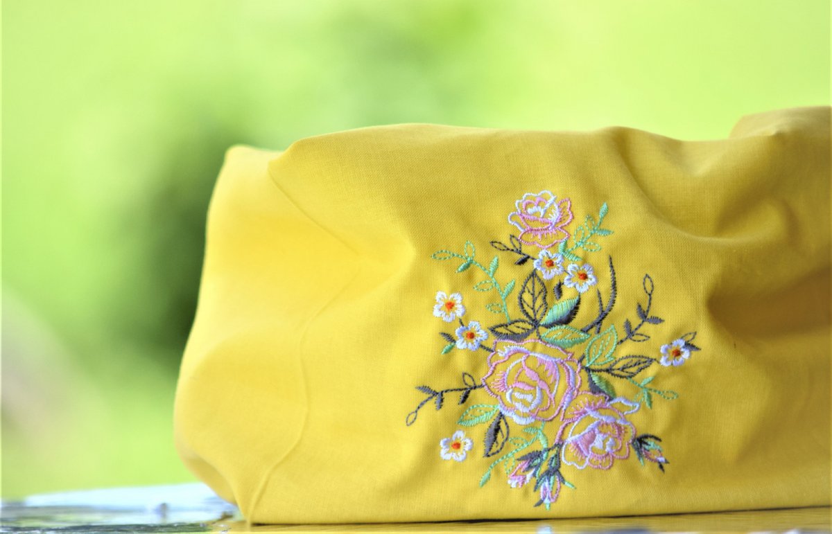  Vyšívaný bavlněný tunel růžičkový 2163