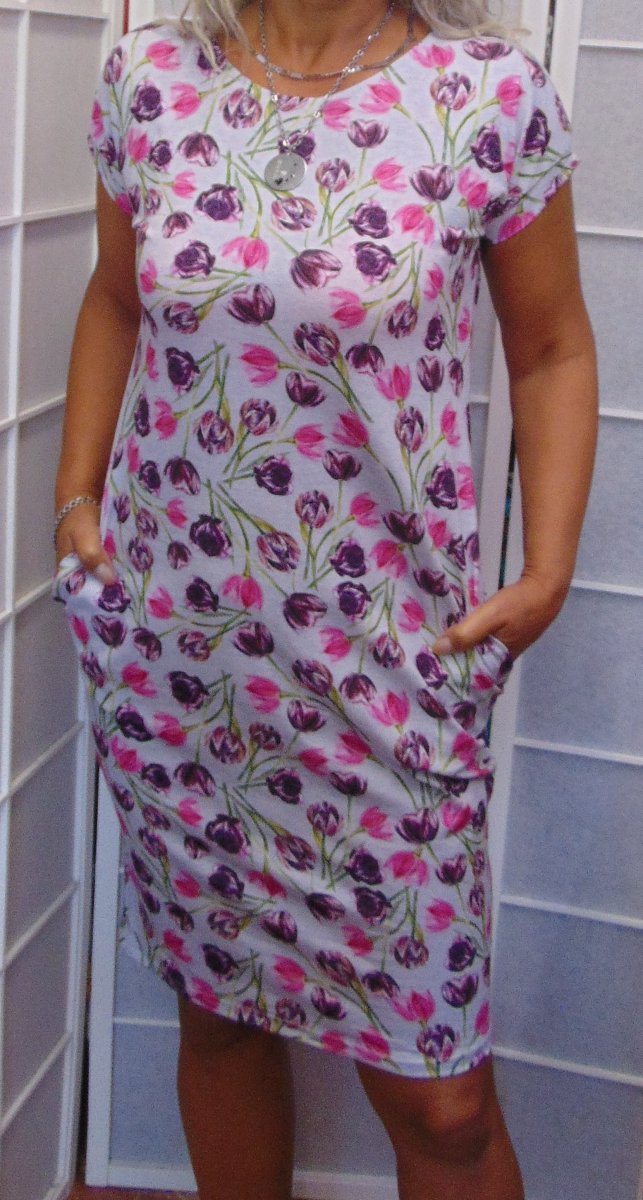 Šaty s kapsami - tulipány (bavlna)
