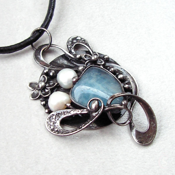 Hladina - Akvamarín, Perla