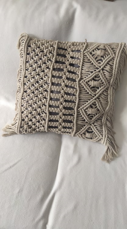 macramé polštář