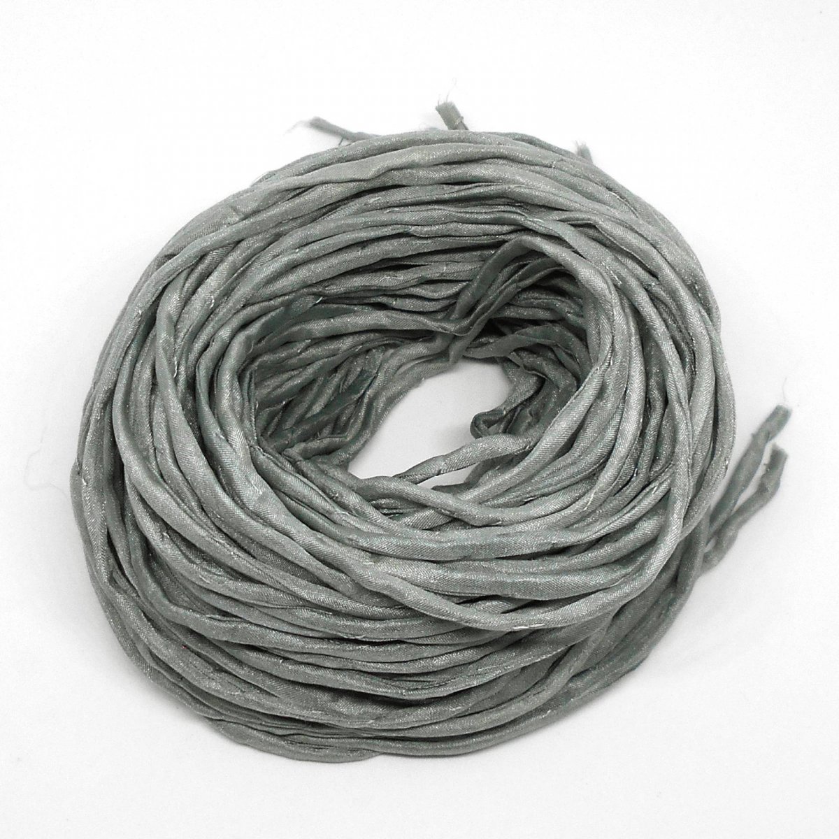 Hedvábná šňůrka šedá 12279163