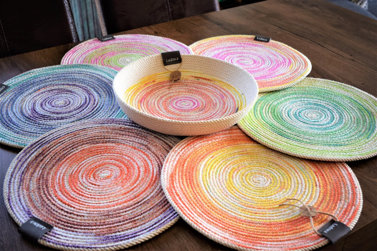 Prostírání na kusy 845