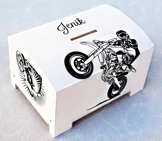 pokladnička se jménem na přání motorkář
