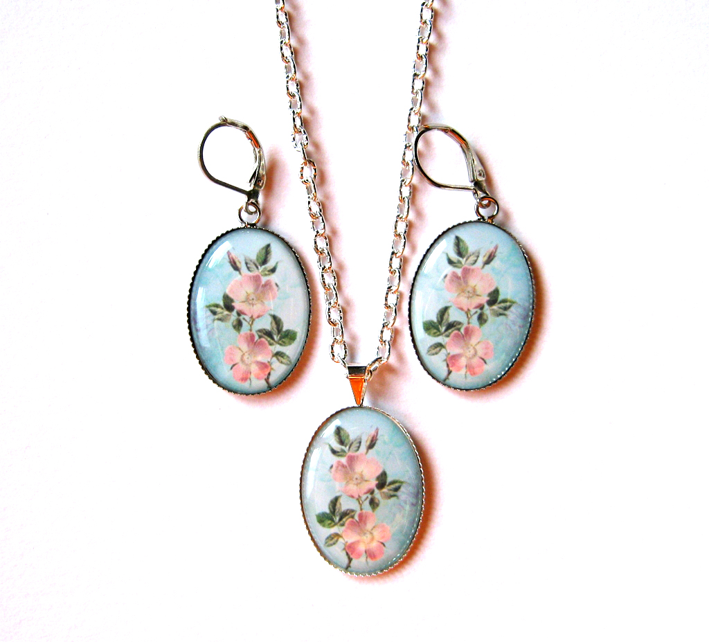 Šípková růže zasvěcena Afroditě.