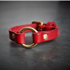 Kožený náramek s kroužkem, červená