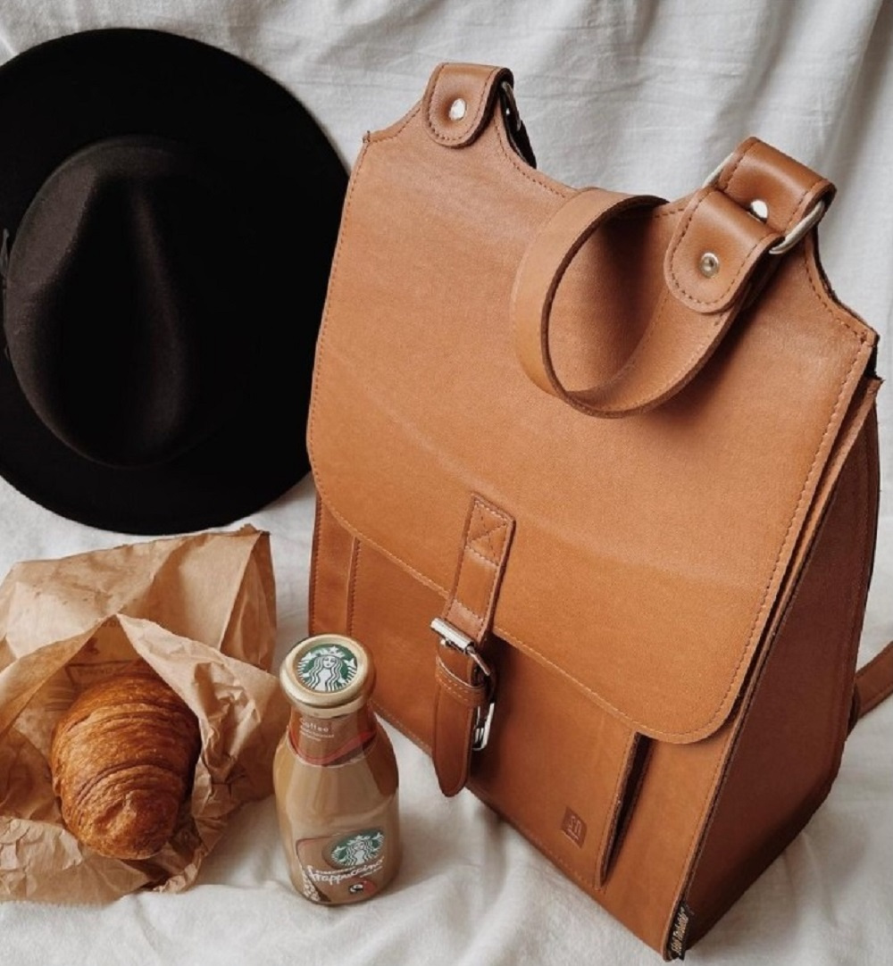 Kožený batoh hnědo-rezavý (původní cena 2980,-)