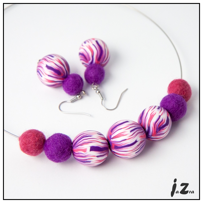 Fialkový komplet s plstěnkami