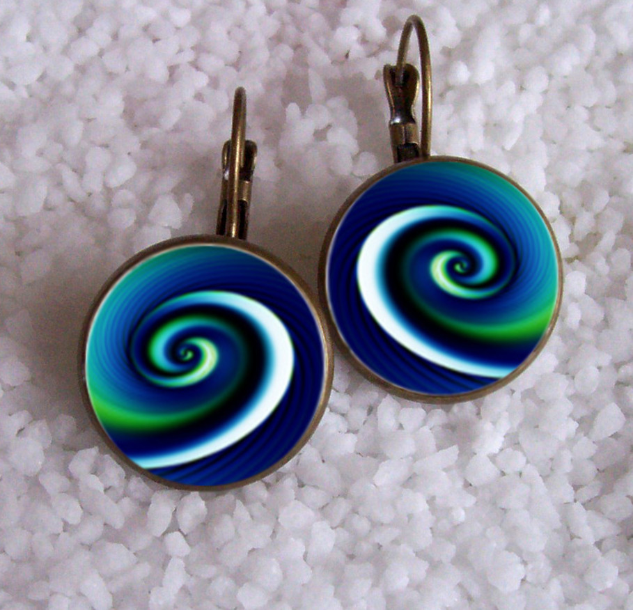 Náušnice z pryskyřice