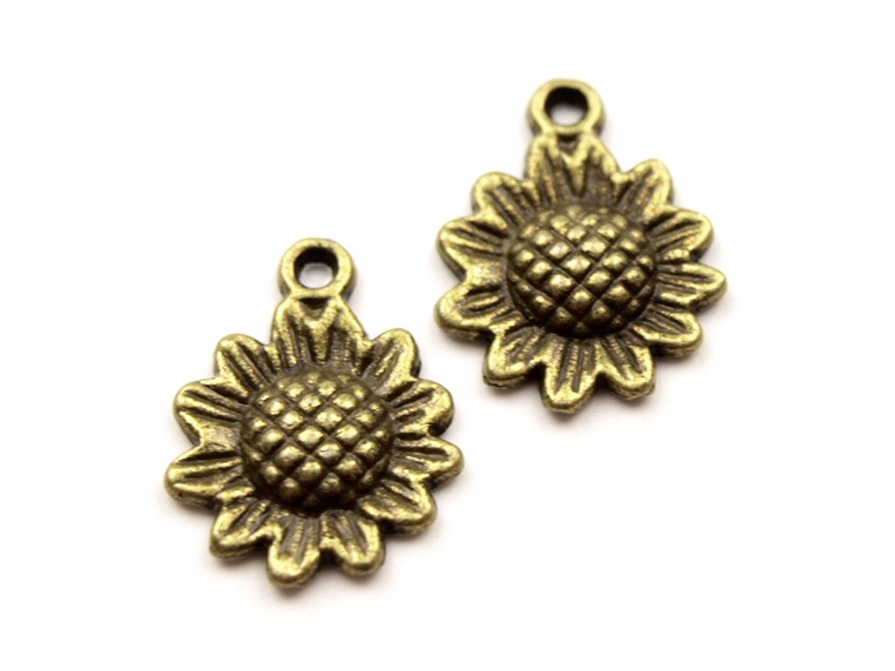 Přívěsek slunečnice 11 mm - 4ks-staromosazný