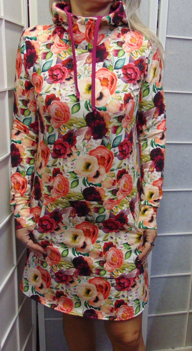 Mikinové šaty s kapucí - čajové růže (teplákovina)