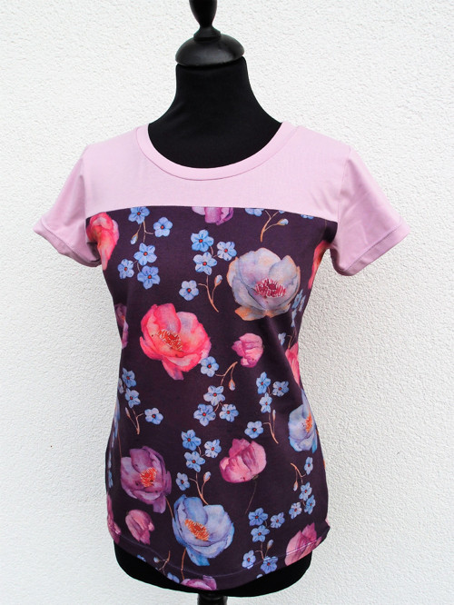 KVĚTINY V LILA (S/M) - dámské tričko