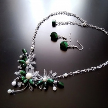 Dámské šperky-smaragdová