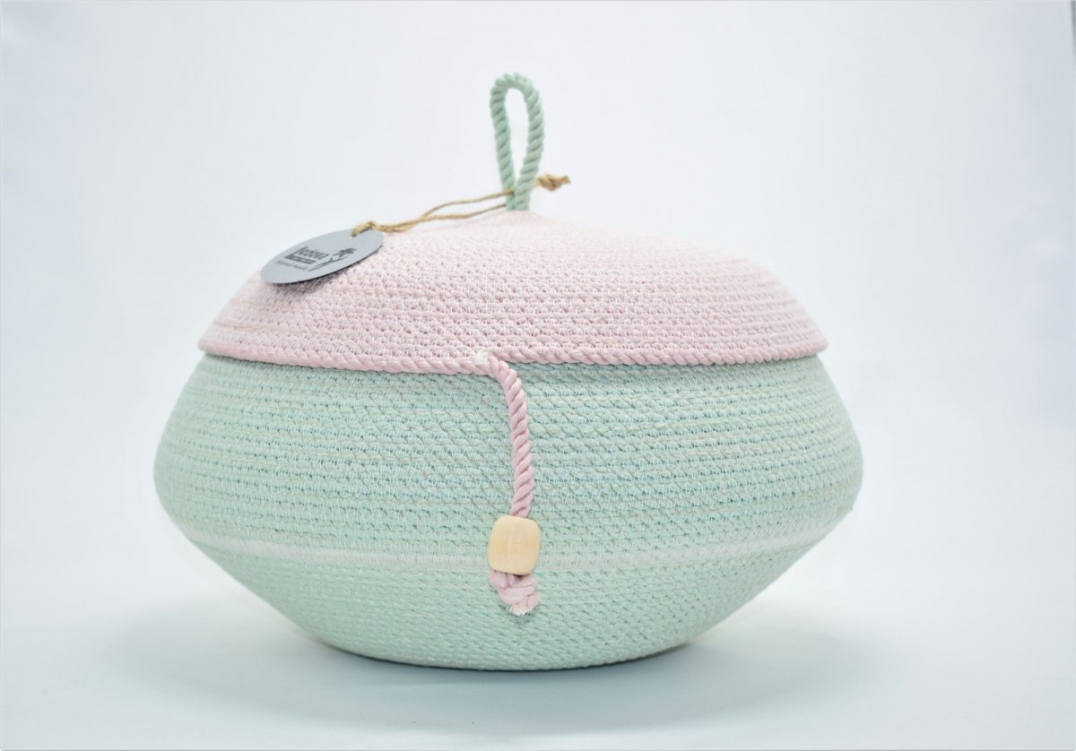 Velká buclatá mísa s poklopem 1285