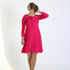 Cyklámenové zvonové šaty s vázáním