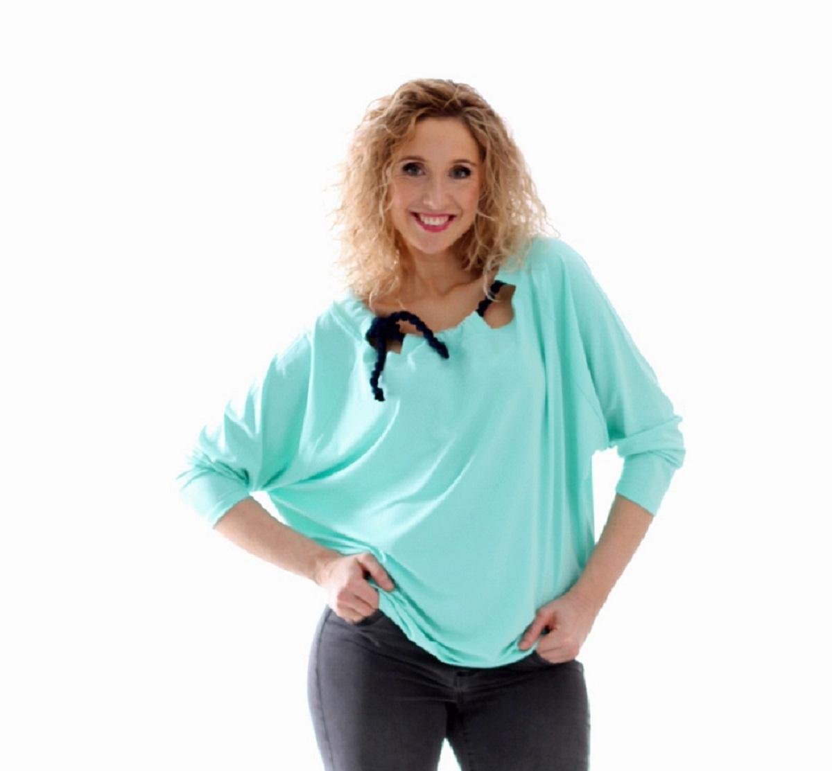 Mentolová netopýří tunika s vázáním tmavěmodrým