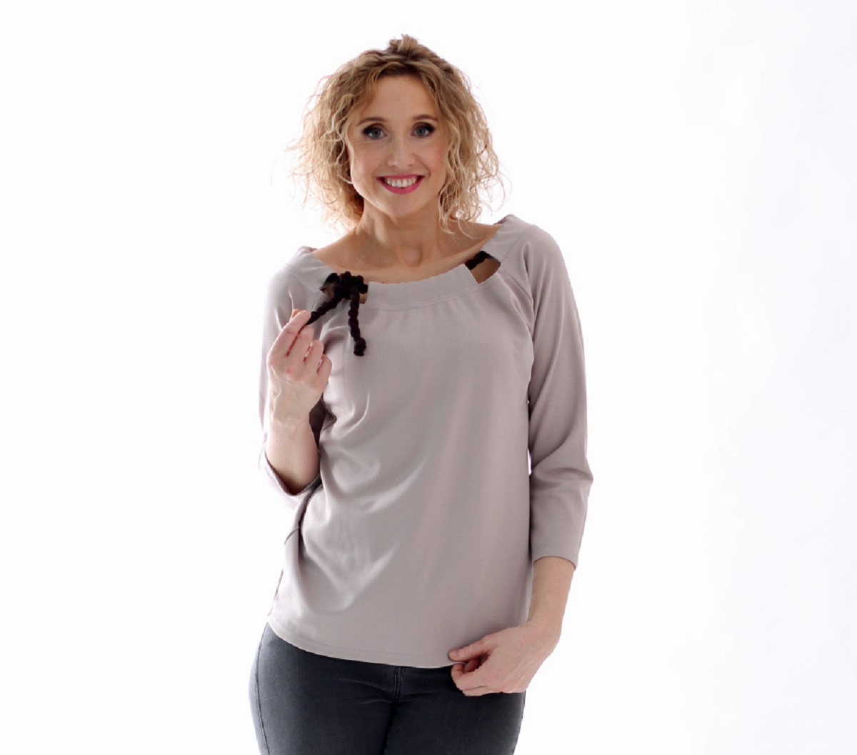 Béžová raglánová halenka s vázáním