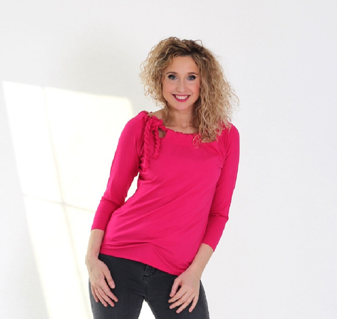 Cyklámenová raglánová halenka s vázáním