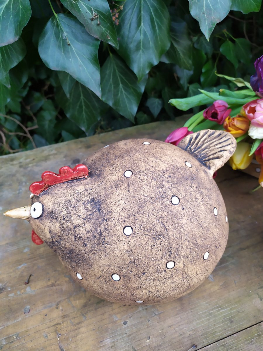 Keramická slepička na objednání