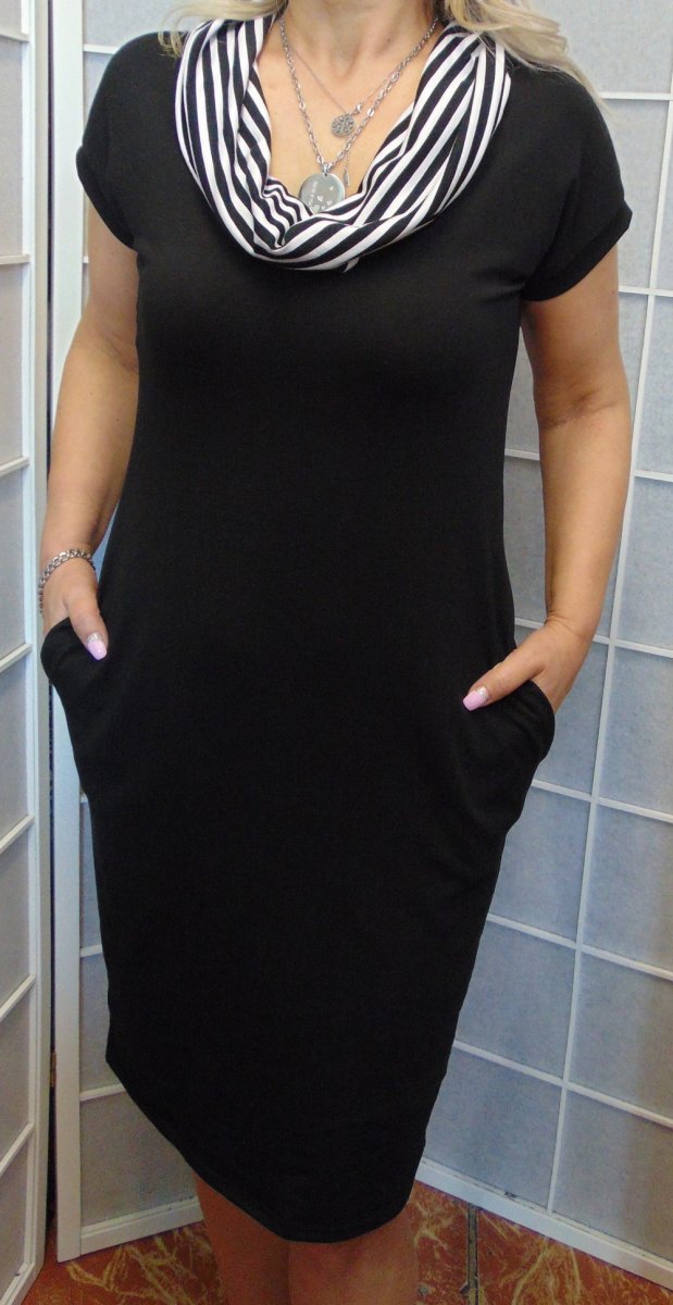 Šaty s kapsami - černé s chomoutem S - XXXL