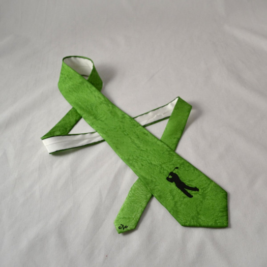 Zelená hedvábná kravata s golfistkou 2070216