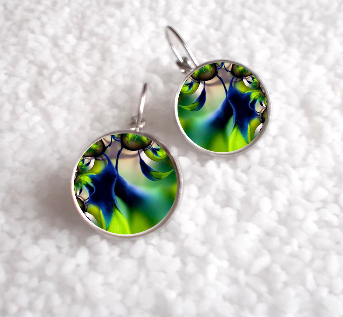 Náušnice z pryskyřice