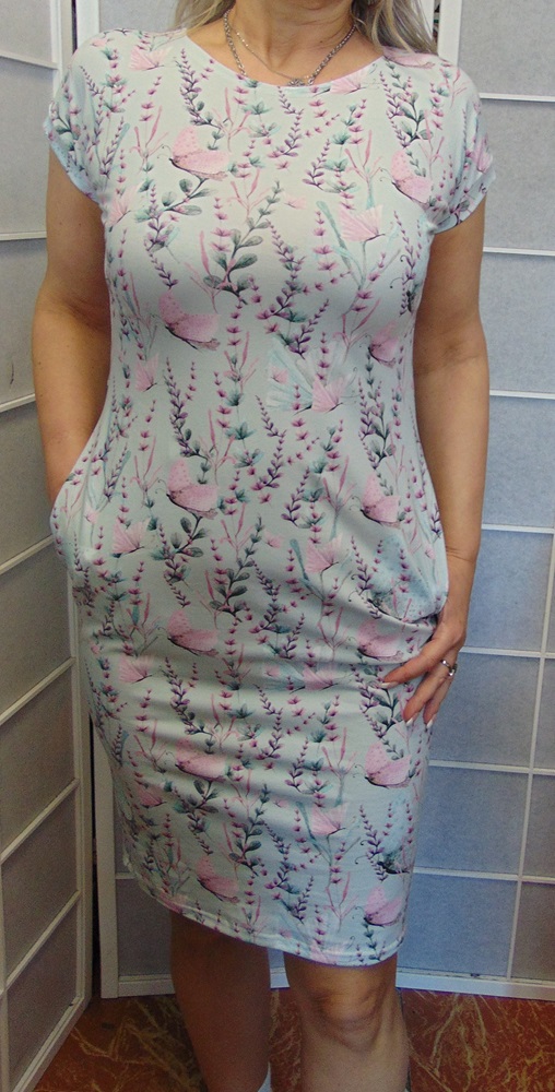 Šaty s kapsami - motýlci na mentolu (bavlna)