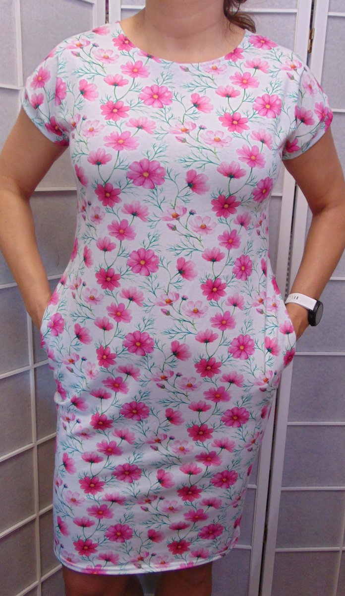 Šaty s kapsami - růžový kvítek (bavlna)