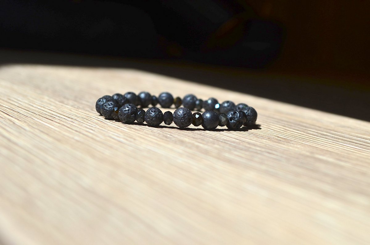 Ochranný náramek - Decentní černá.....