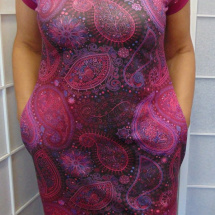 Šaty s kapsami - vínovo-fialový kašmírový vzor (bavlna)