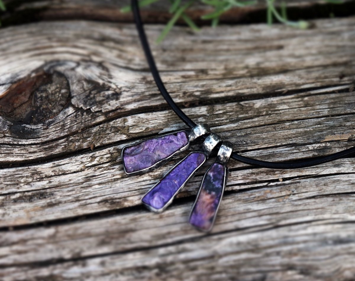 Náhrdelník - Čaroit