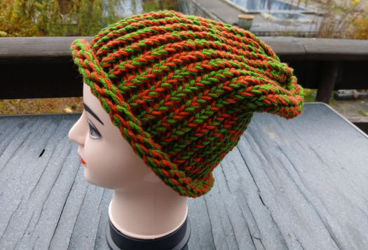 Pletená spadlá čepice  - melír