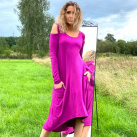 Fuchsiové zvonové šaty