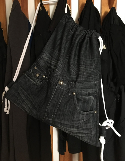 džínový "bigbag" s kapsou na zip