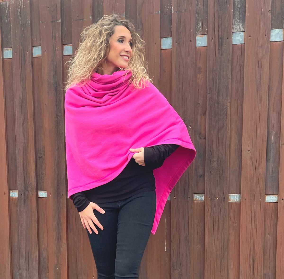 Růžové rolákové pončo bez rukávů