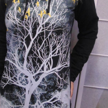 Mikinové šaty s kapucí - strom S - XL