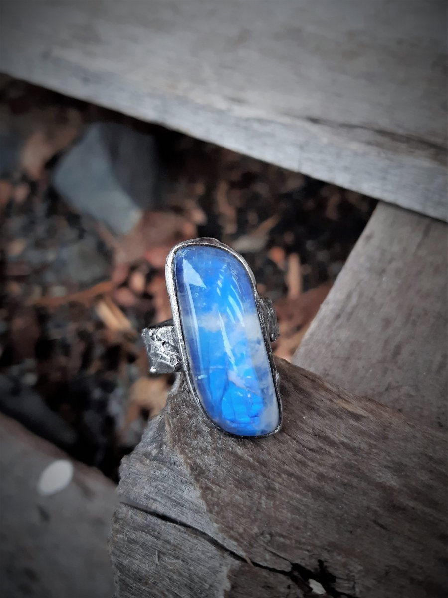 Prsten "Měsíční paprsek"